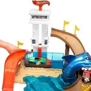 Auto lavado Desafío de tiburones con cambio de color Hot Wheels