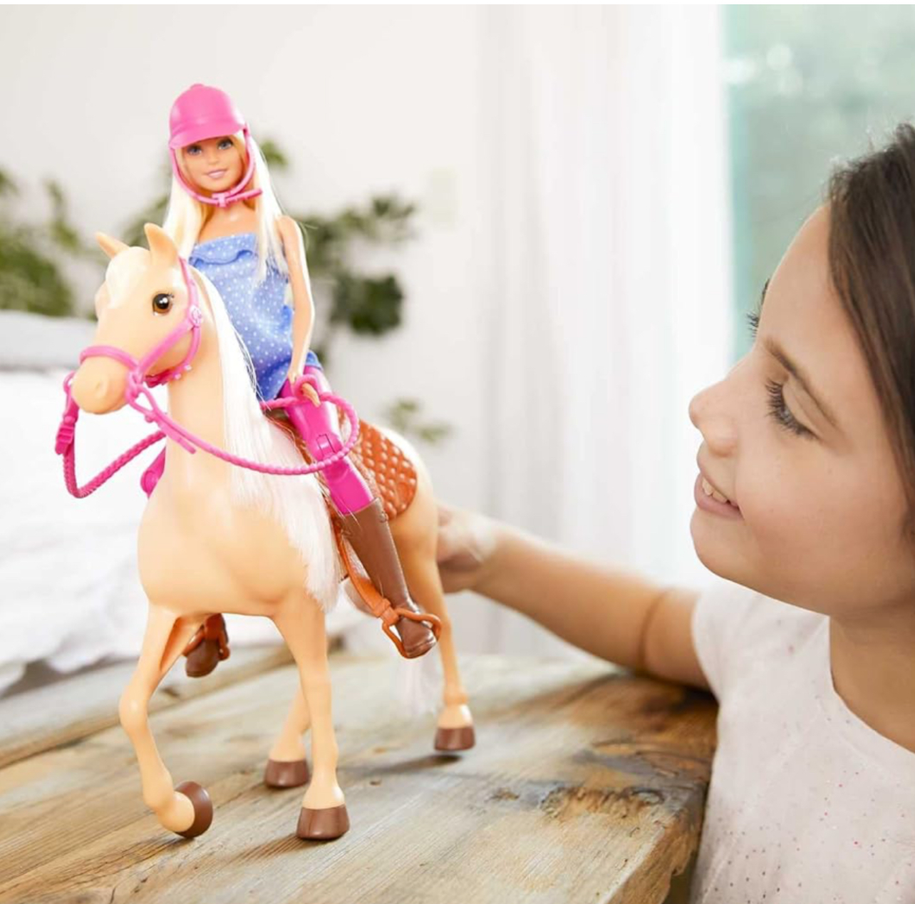 Barbie y su caballo con accesorios de equitación - Imagen 2