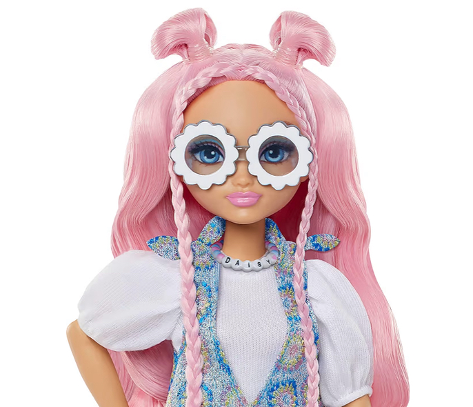 Barbie Dream Besties Daisy con 9 accesorios de música y DJ - Imagen 3