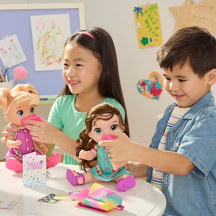 Baby Alive Regreso a clases rubia, toma jugo y orina - Imagen 5