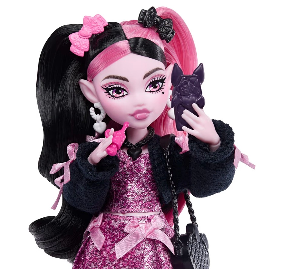 Monster High Draculaura Con accesorios de lazo y murciélago - Imagen 2